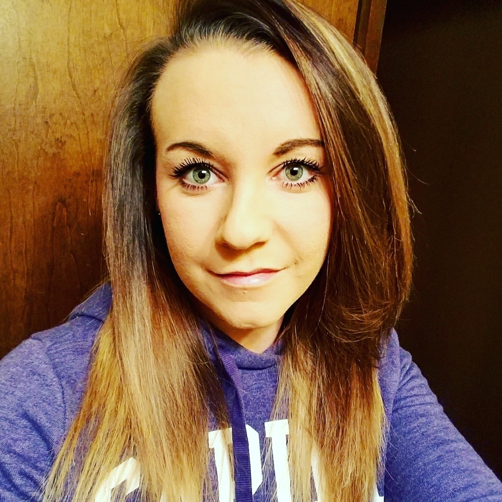 Meet your Posher, Ashley